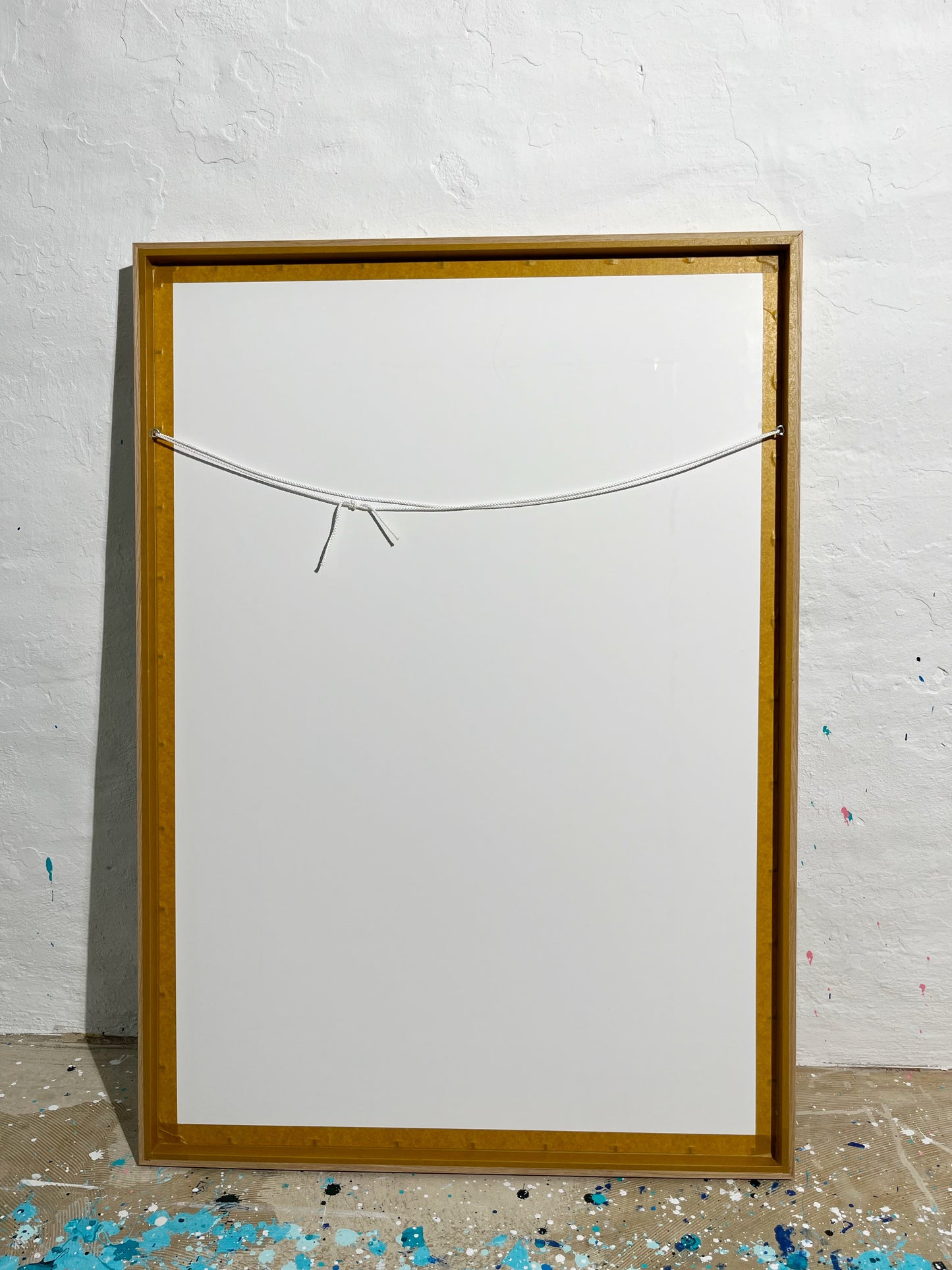 Indrammet Kissing Cops - 100x70 cm 👮♂️